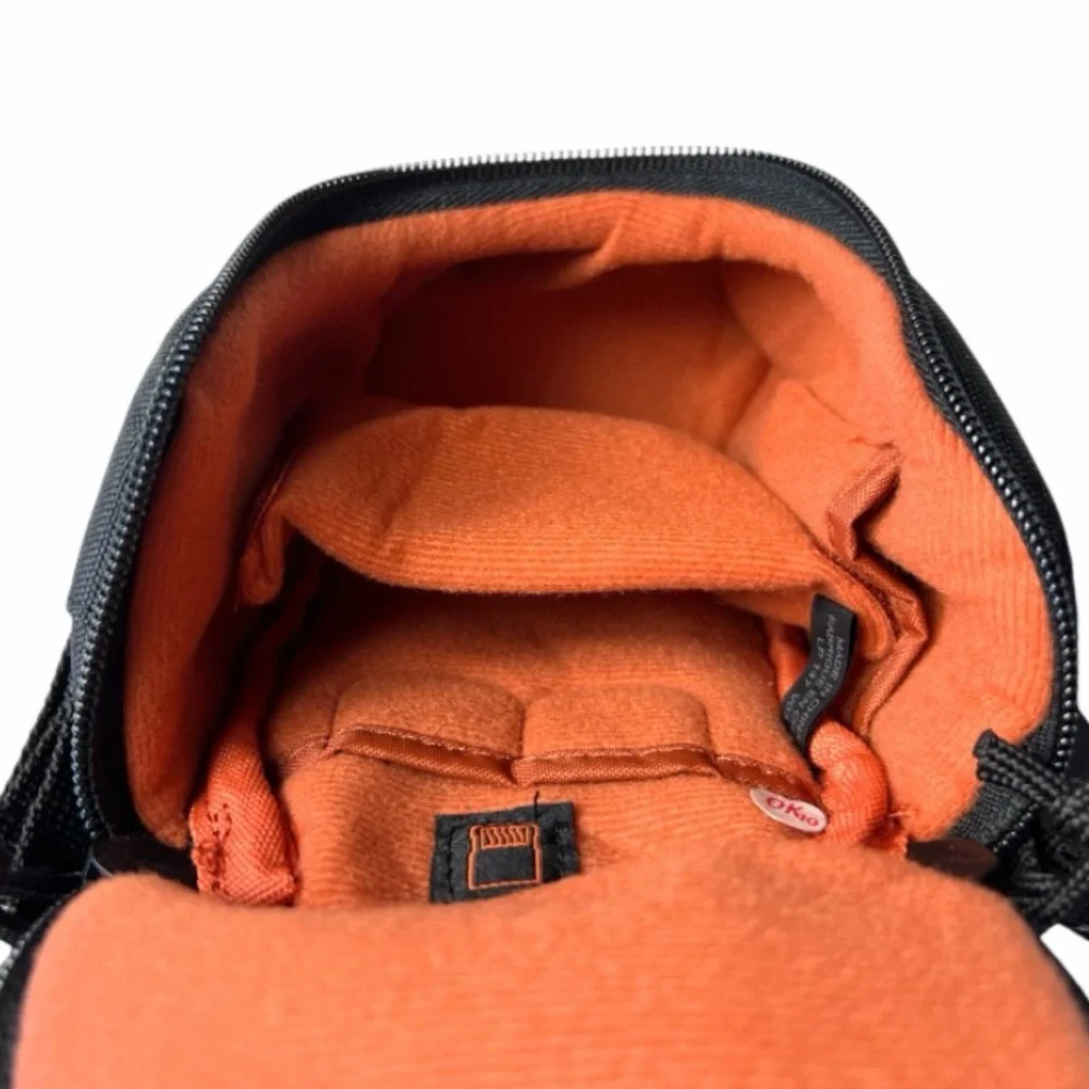 NWT Lowepro Adventura Ultra Zoom 100 Black Camera Bag
